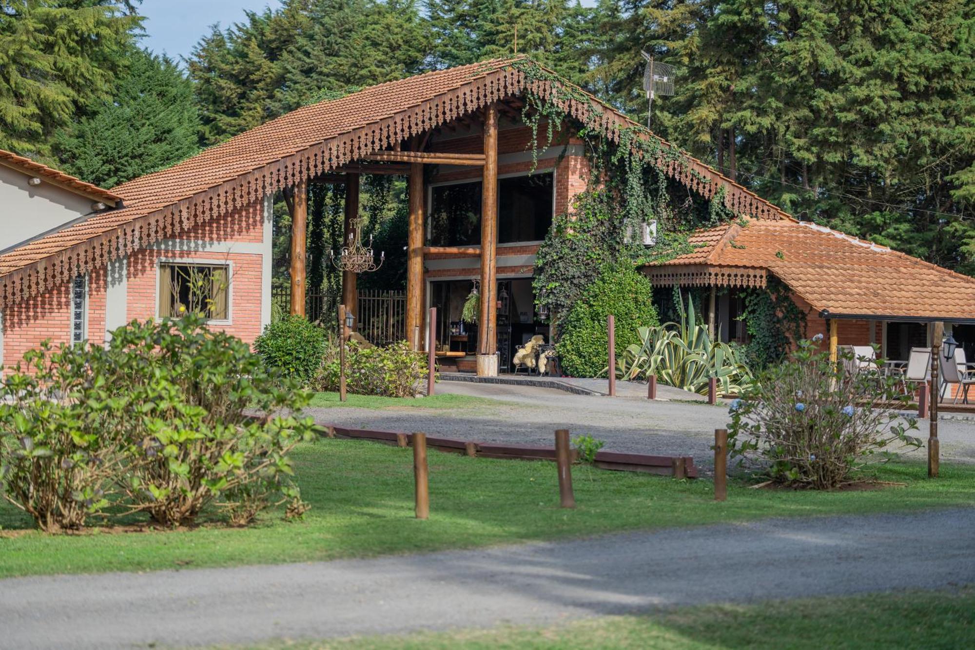 Vira Charme Resort Fernandes Pinheiro Экстерьер фото